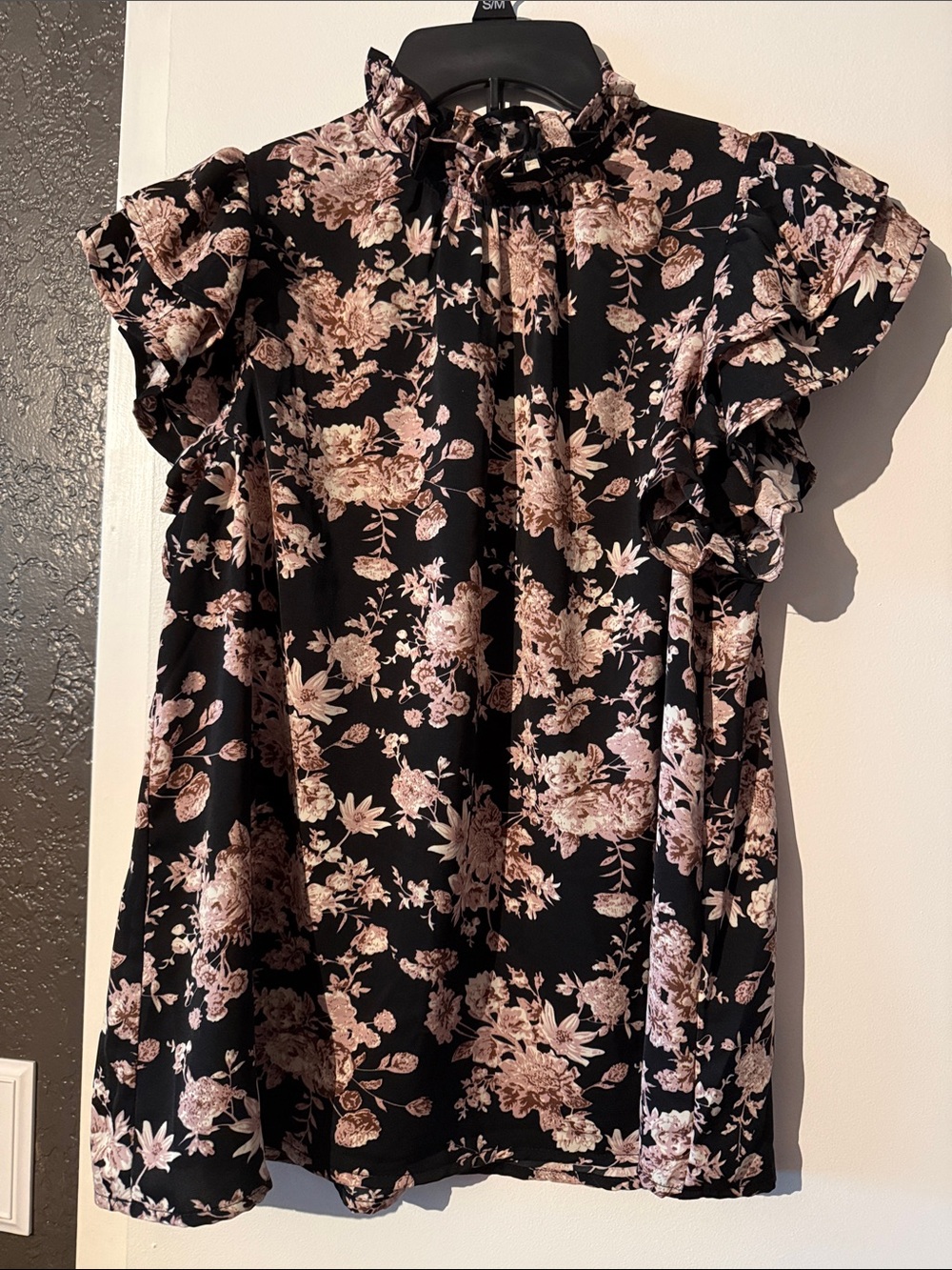 ENTRO Women’s Black Floral Ruffle Neck Dress